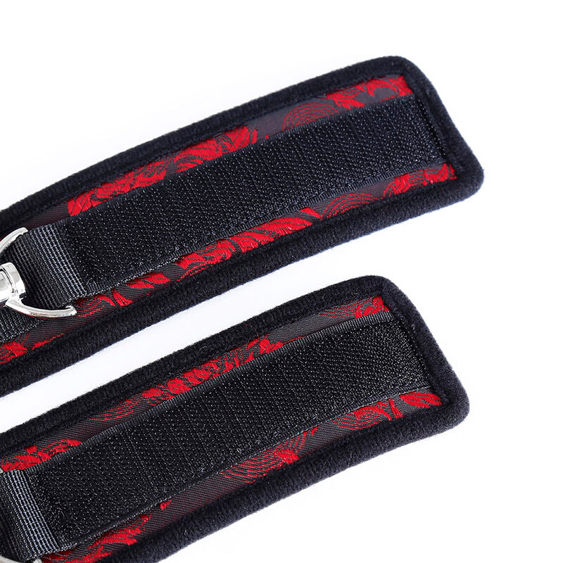 OHMAMA Fetish Scandal – Scandalo manette da polso
