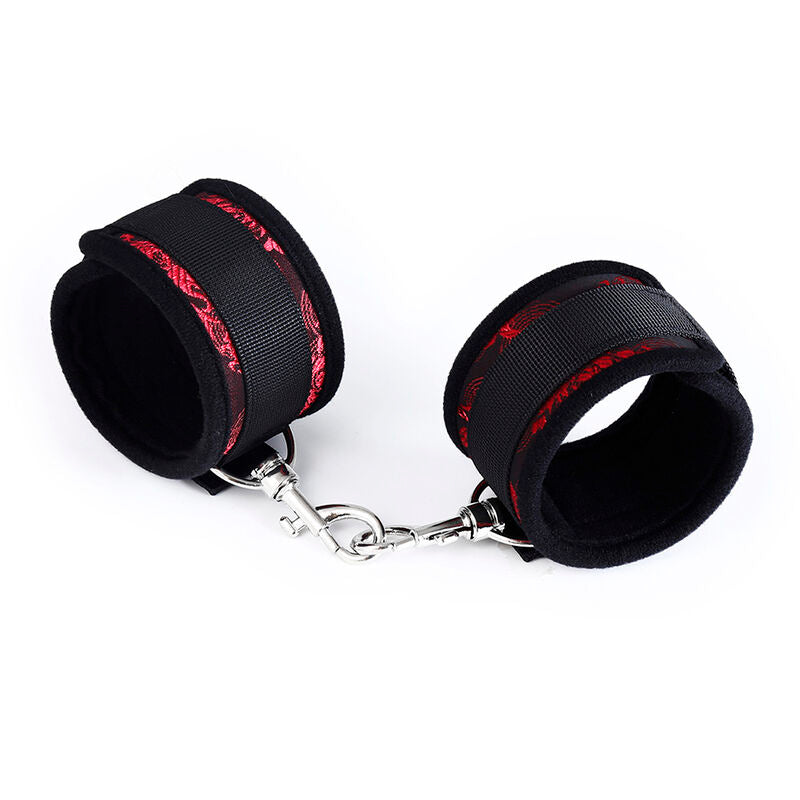 OHMAMA Fetish Scandal – Scandalo manette da polso