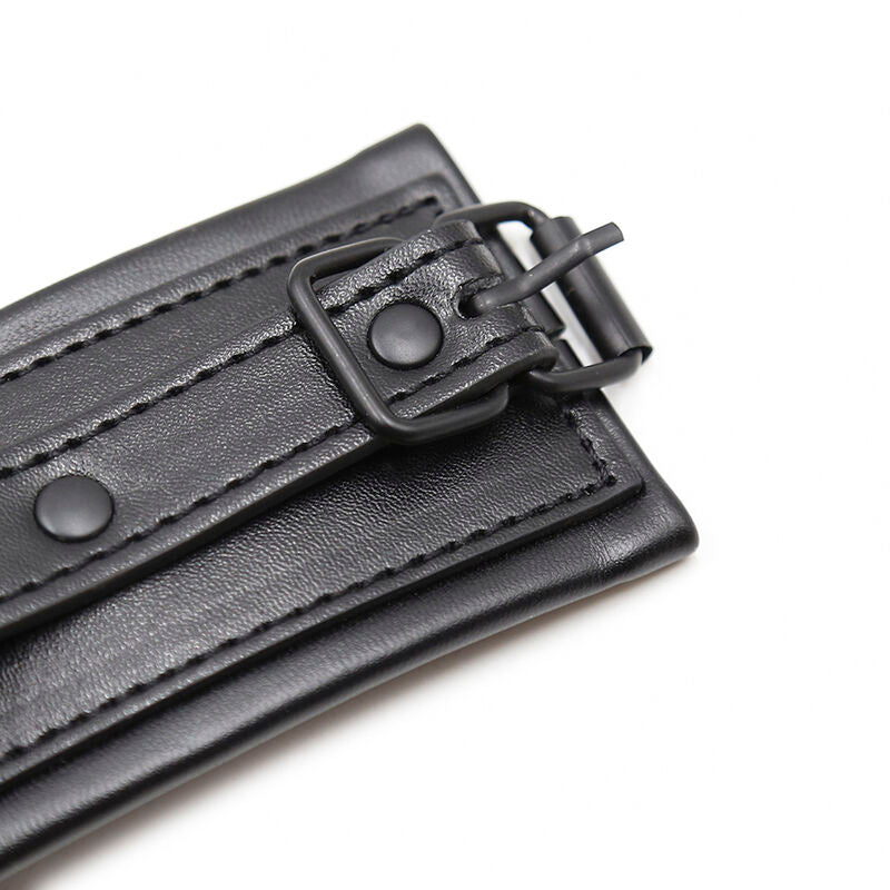 OHMAMA FETISH – Wrist restrictions