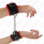 KINK – Pelzgefütterte Handgelenksfesseln mit quadratischen Löchern, 17–29 cm x 6 cm