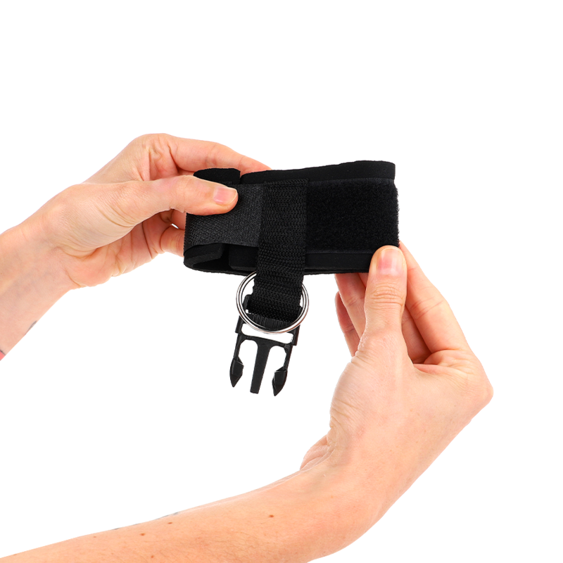 Kink – Neopren-Handgelenkfesseln mit Klettverschluss, Schwarz 22–34 cm