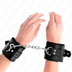 KINK – Pelzgefütterte Handgelenksfesseln mit quadratischen Löchern, 17–29 cm x 6 cm