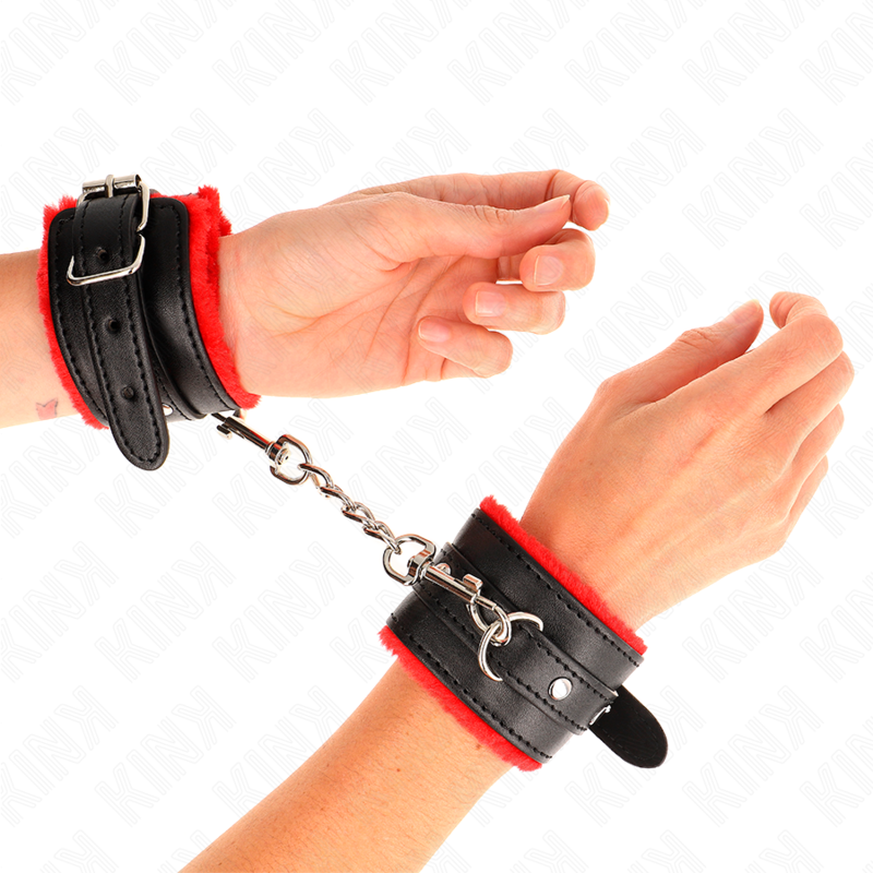 KINK Premium – Pelzgefütterte Handgelenksfesseln, 17–29 cm x 6 cm