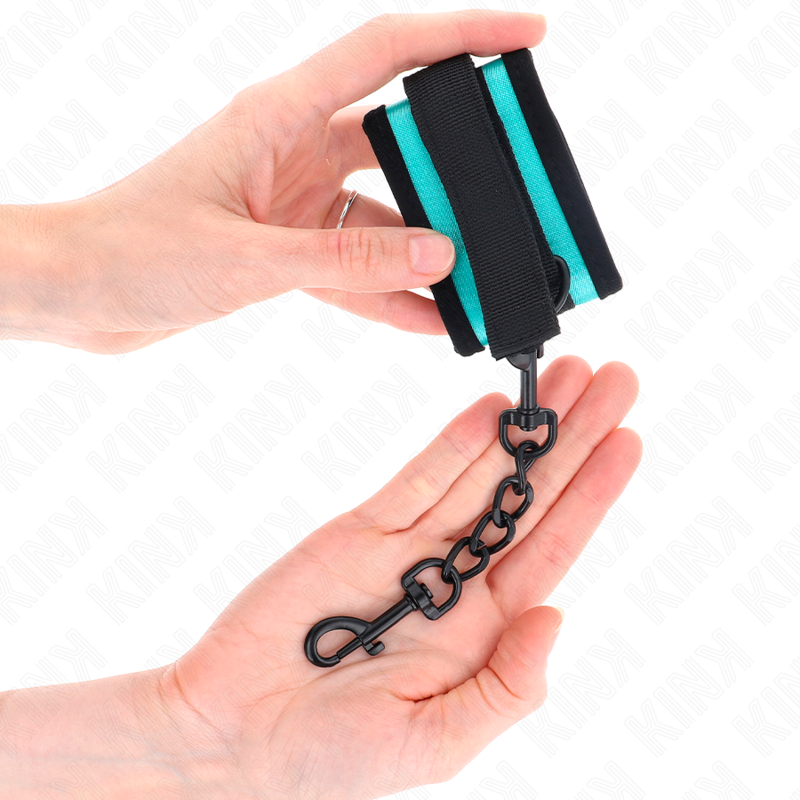 Kink – Nylon-Handgelenkfesseln mit Klettverschluss, Schwarz-Blau