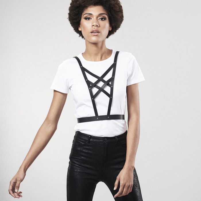 BIJOUX INDISCRETS Maze Crossover – Harness mit schwarzem Halsband