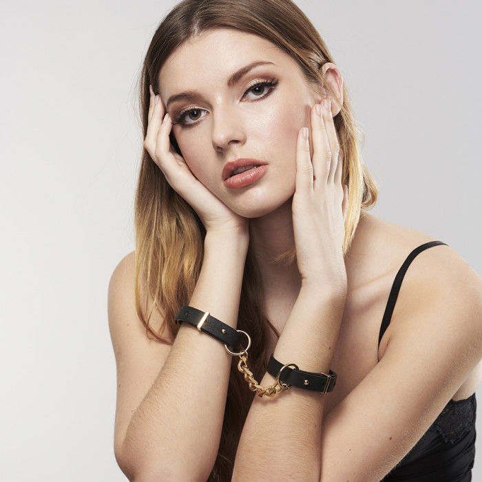 BIJOUX INDISCRETS – Handschellen-Armbänder, schwarz