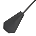DARKNESS – Black feather whip