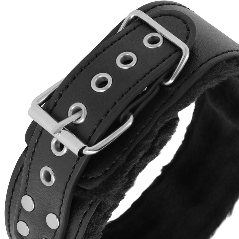 DARKNESS BONDAGE – Gefüttertes Halsband mit Titankette